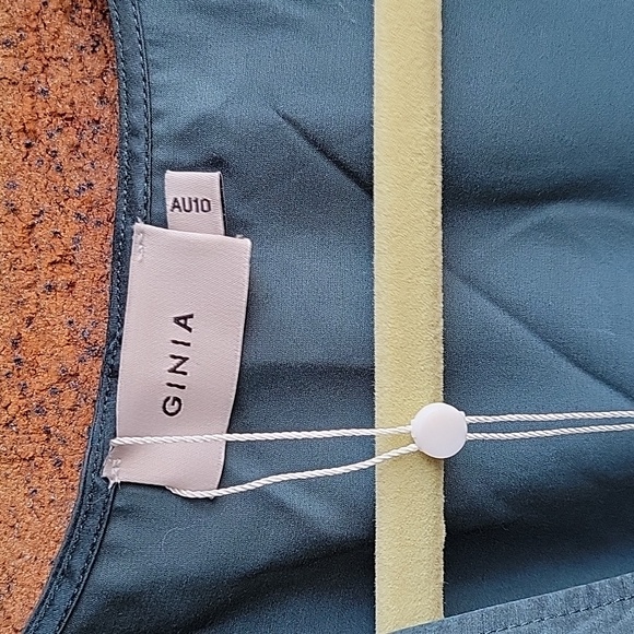 Gina silk blend Juniper robe in Pine - NWT - Picture 8 of 9